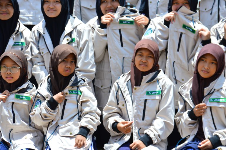 Hiwar Kls 9 MA’HAD BUSTANUL QURAN ASSURYANIYAH